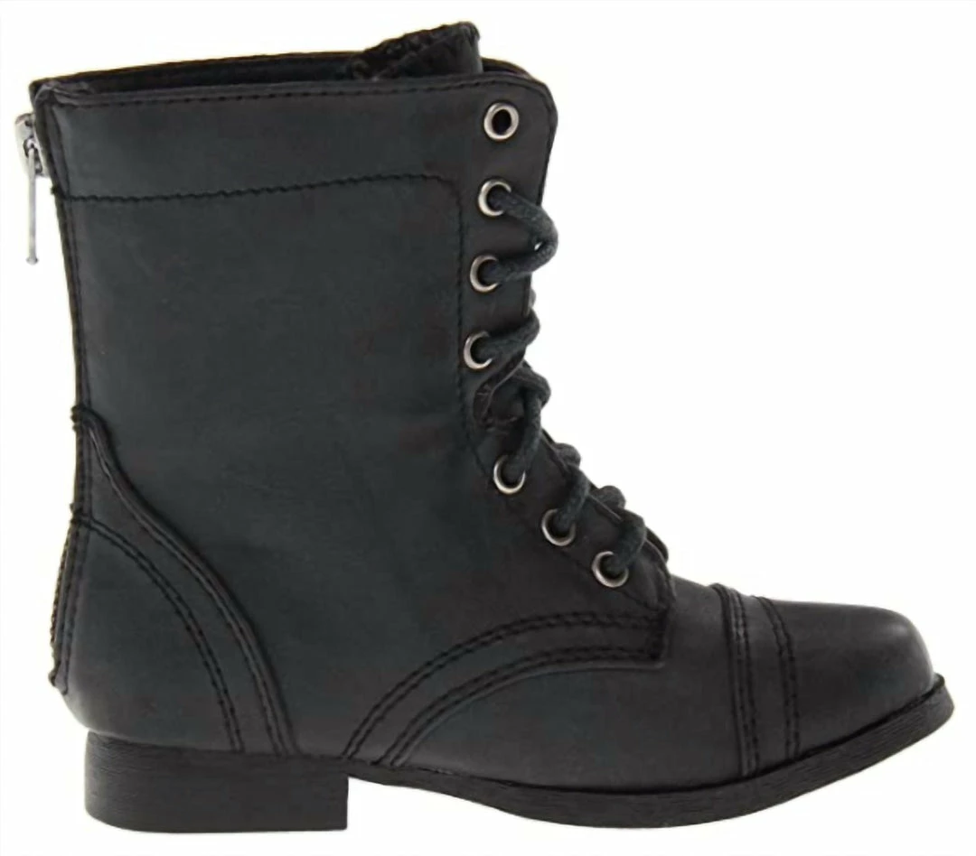 Top 10 ๐ฅ Steve Madden Tcablee Lace Up Boot (Toddler/Little Kid) in Black โญ