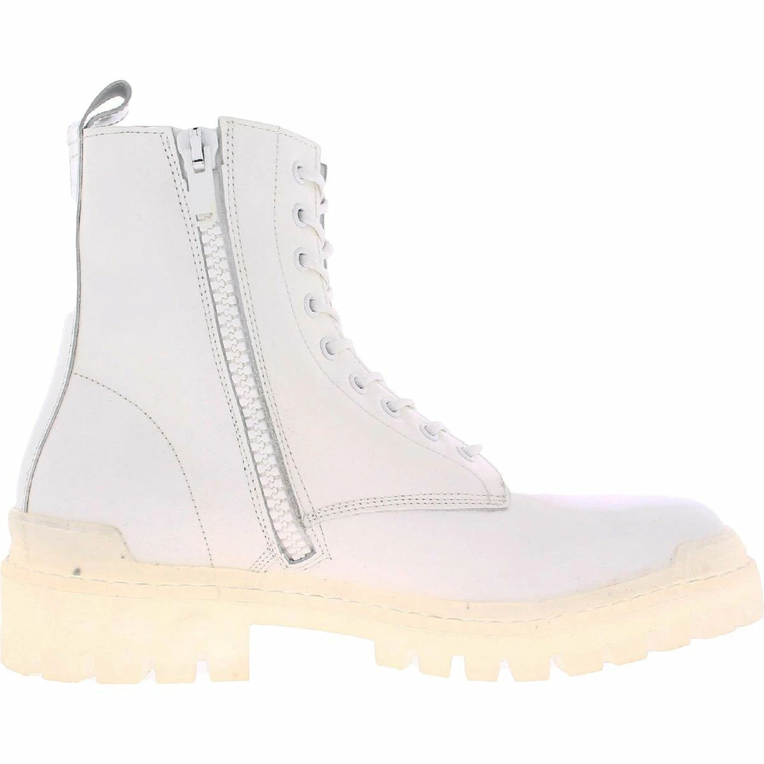 New ๐ฅฐ Steve Madden ๐ฉ Womens Patent Leather Lugged Sole Combat & Lace-up ๐ฅพ Boots โจ - Image 2