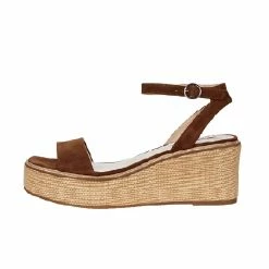Budget 🔥 Steve Madden Composed Suede Wedge 🩴 Sandal in Chestnut 👍