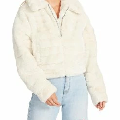 Best deal 😉 Steve Madden Just Fuzz 👩 Womens Faux Fur Cropped Faux Fur 🧥 Coat 🧨